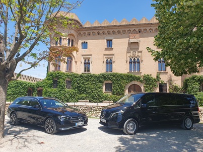Limousine y Monovolumen Taxi Mercedes