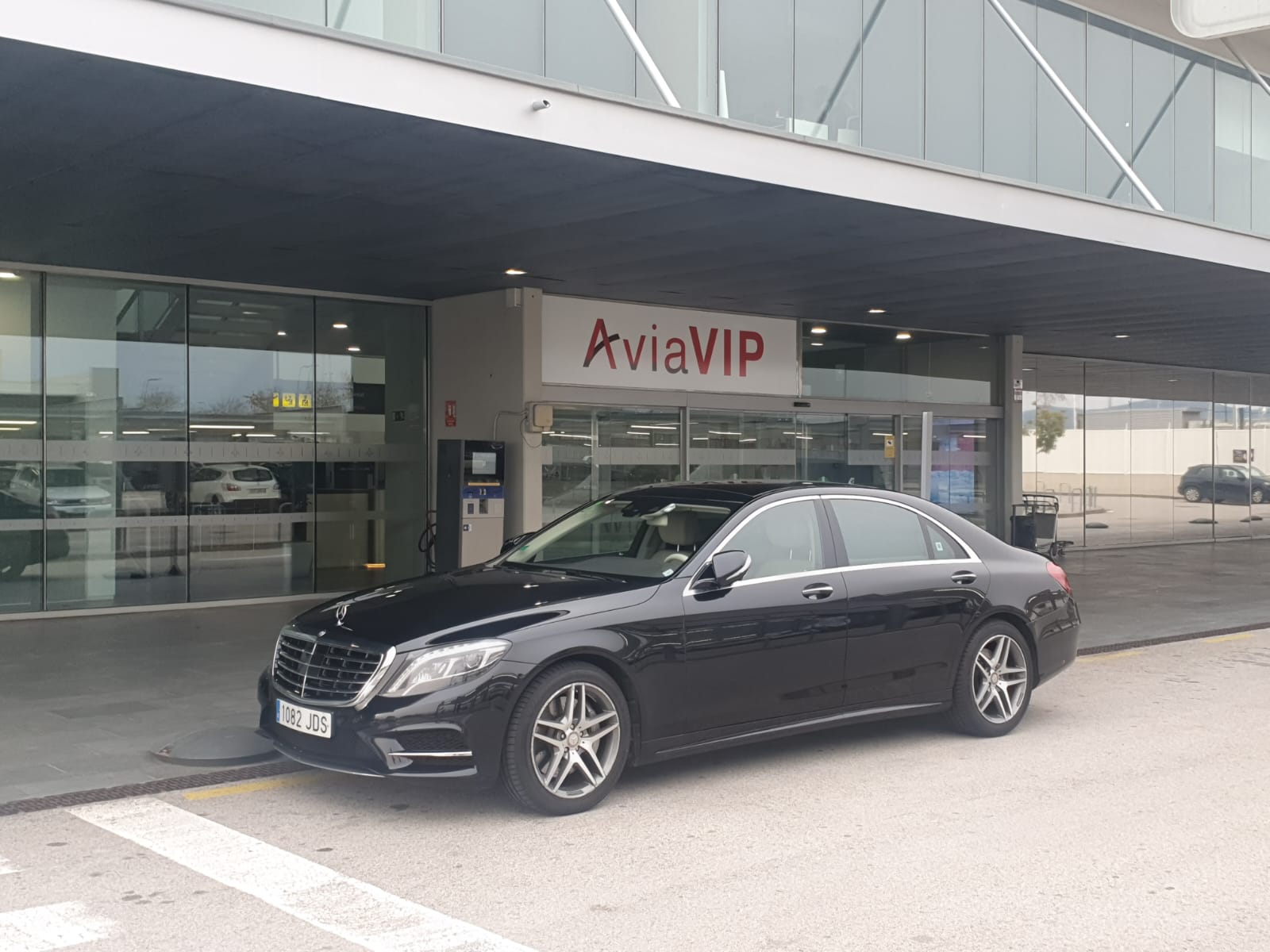 Taxi Mercedes Limousine 